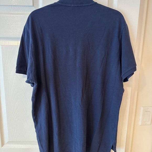 Polo Ralph Lauren Men's Dark Blue Polo Shirt with Red Logo EUC - Picture 2 of 5